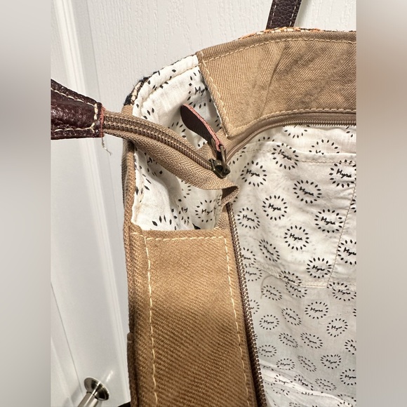 Myra Bag Tote Canvas and Leather Shoulder Strap Zipped Bag - NWT - Picture 12 of 16